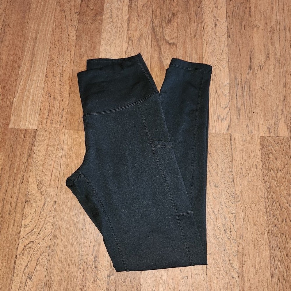 Aerie Chill Play Move Black High Waisted Leggings with Side Pockets Size Med 735